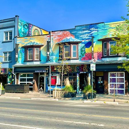 The Only Backpacker'S Inn (Adults Only) Toronto Exterior photo