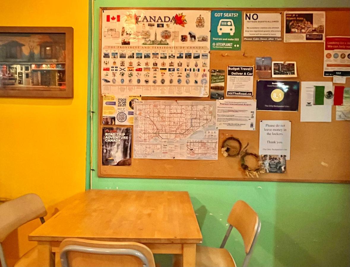 The Only Backpacker'S Inn (Adults Only) Toronto Exterior photo